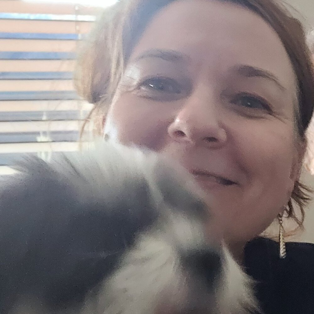 Meet your Posher, Brenda